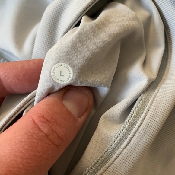 Lululemon zip up track jacket, light Grey - Picture 5 of 5